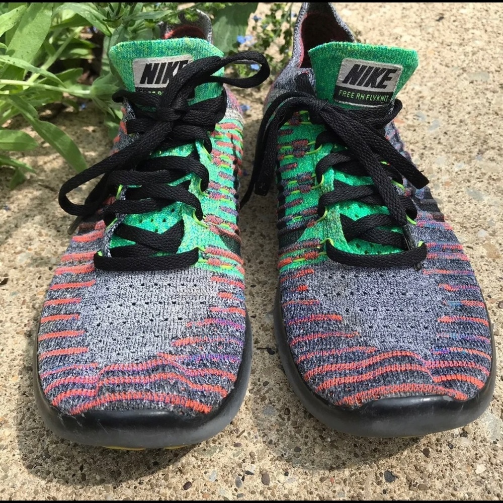 Women’s Nike Free Run Flyknit ❣️